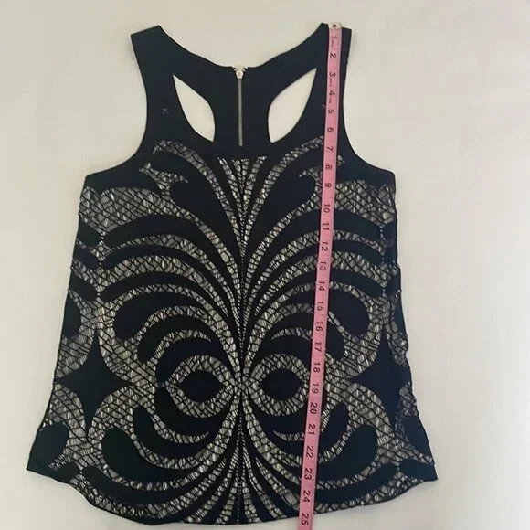 Express Lace Razorback Tank Top - Picture 7 of 7